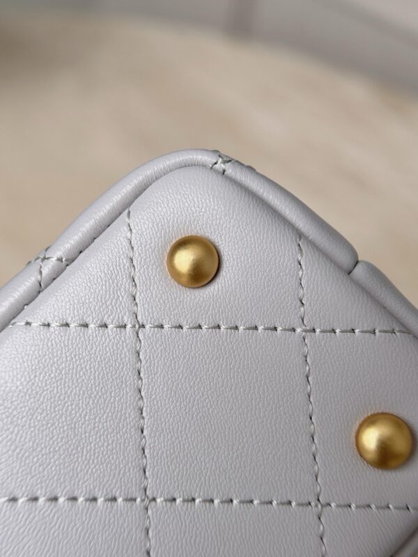 God Factory Chanel Bags Code 10292 25P Size 12x22x6cm