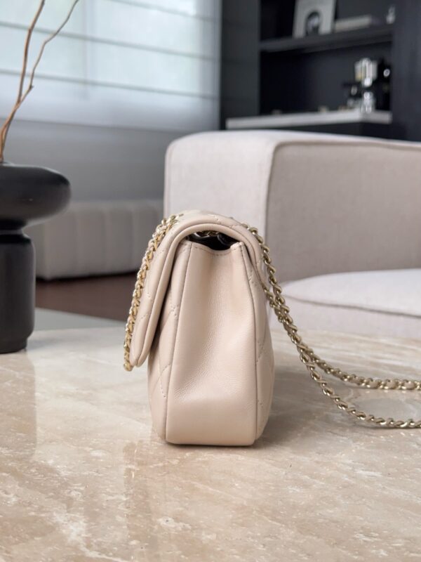 God Factory Chanel Bags Code 10323 25S Size 14x22.5x5.8cm