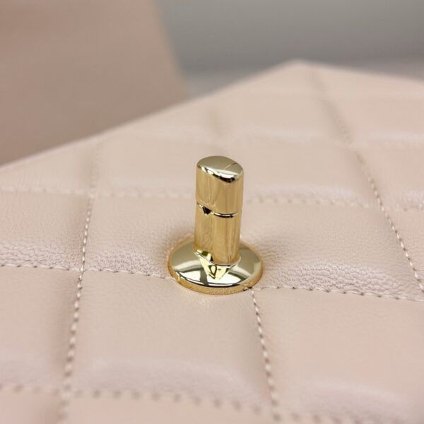 God Factory Chanel Bags Code 10325 25S Size 11x20x5.5cm