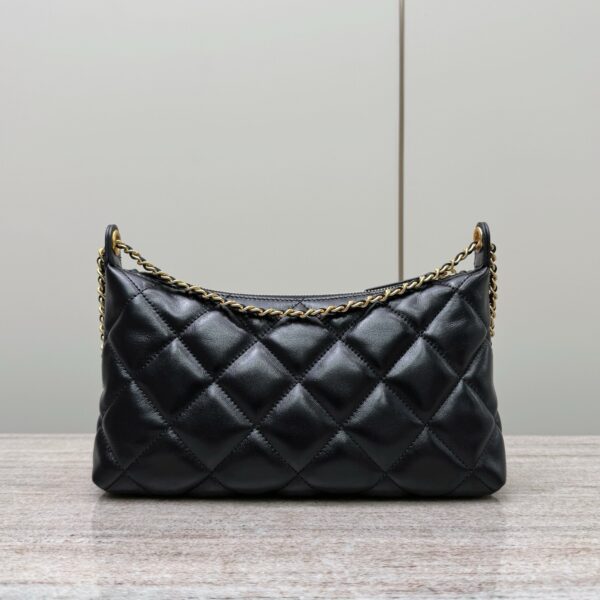 God Factory Chanel Bags Code 10327 25S Size 17x26x8.5cm