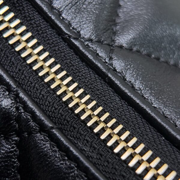 God Factory Chanel Bags Code 10327 25S Size 17x26x8.5cm