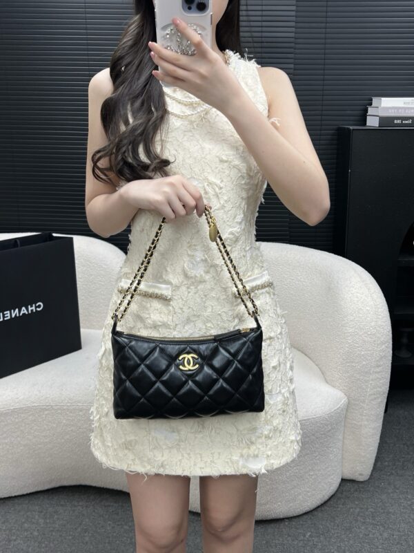 God Factory Chanel Bags Code 10327 25S Size 17x26x8.5cm