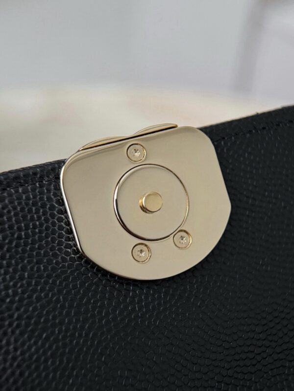 God Factory Chanel Bags Code 10341 25S Kelly Size 11.5x14.5x5.5cm