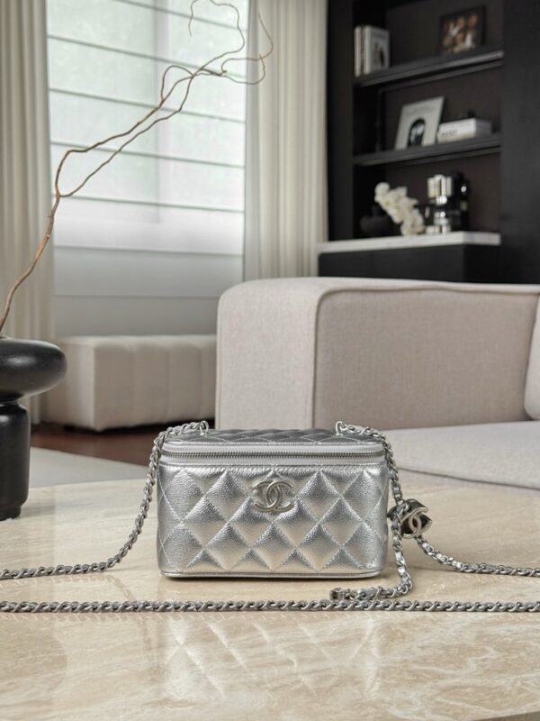 God Factory Chanel Bags Code 10349 25B Size 9.5x17x8cm