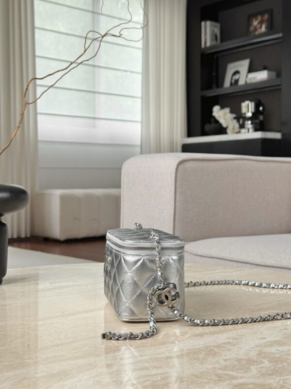 God Factory Chanel Bags Code 10349 25B Size 9.5x17x8cm