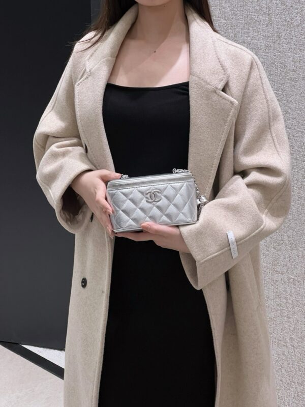 God Factory Chanel Bags Code 10349 25B Size 9.5x17x8cm