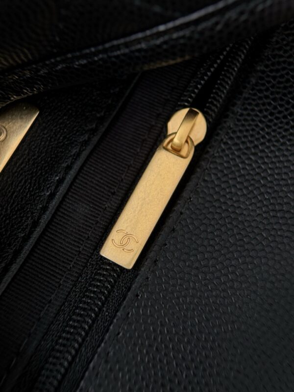 God Factory Chanel Bags Code 10358 25B Size 22x19.5x7cm