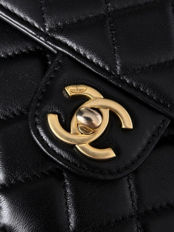 God Factory Chanel Bags Code 10364 25B Size 18x23x6cm
