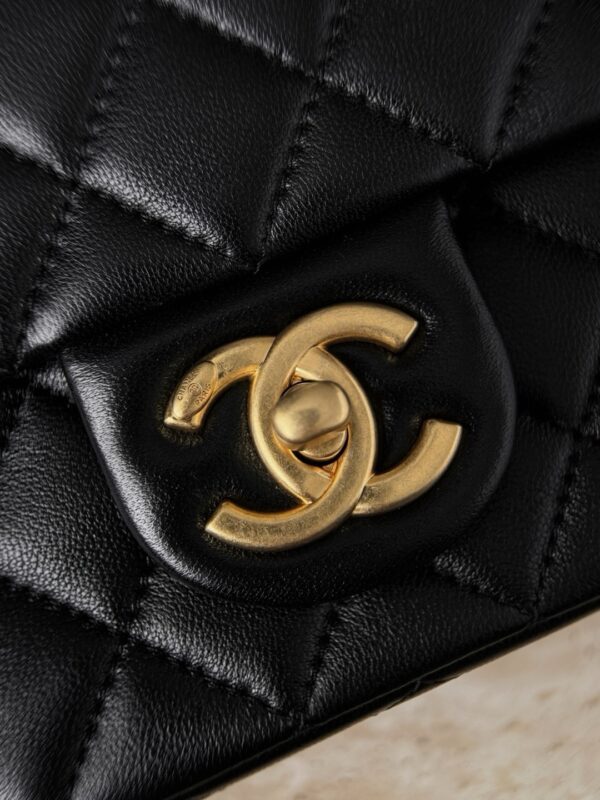 God Factory Chanel Bags Code 10366 25B Size 13x18x7cm