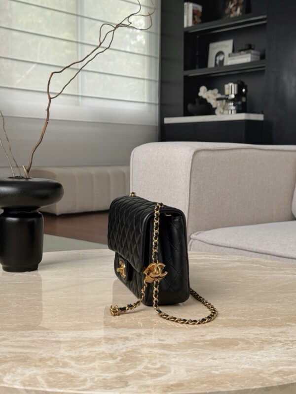 God Factory Chanel Bags Code 10368 25B Size 23.5x14.5x7cm