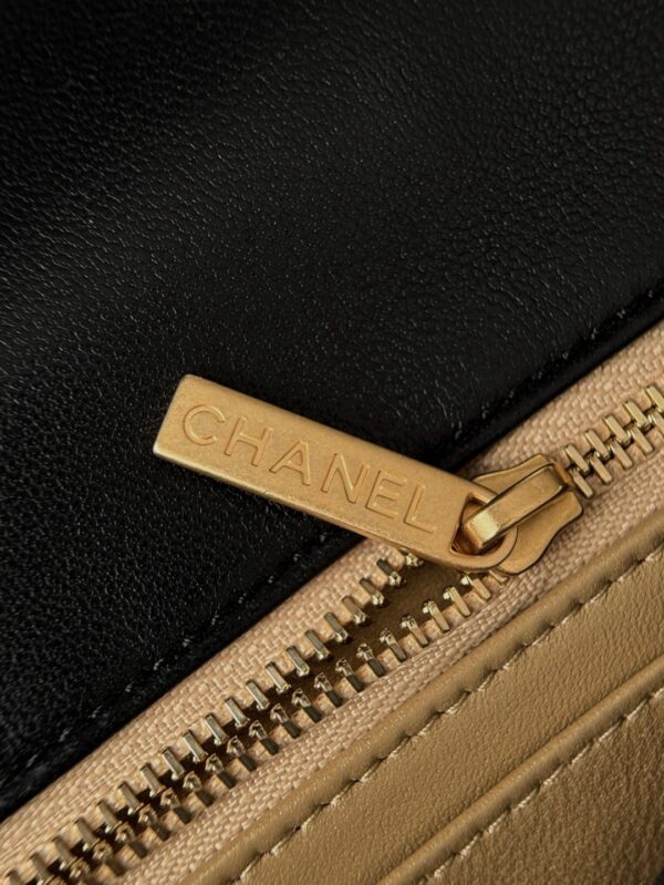 God Factory Chanel Bags Code 10368 25B Size 23.5x14.5x7cm