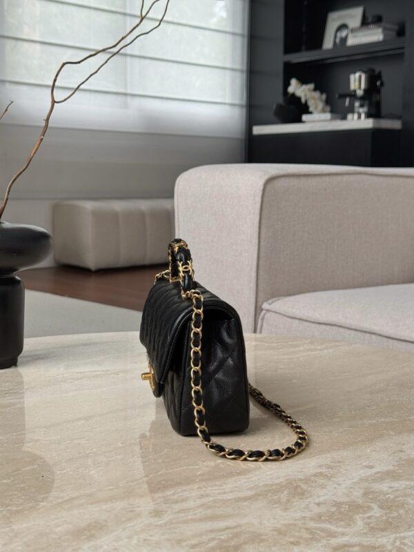 God Factory Chanel Bags Code 10376 25B Size 12x19.5x6.5cm