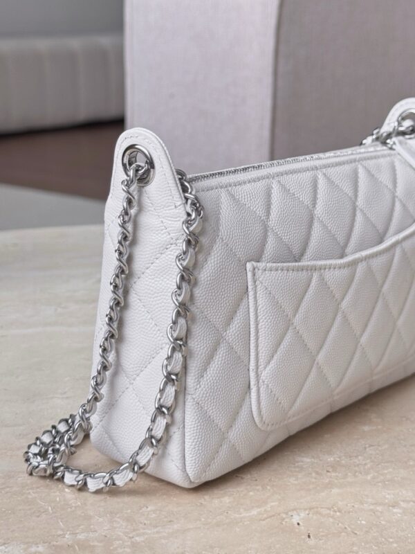 God Factory Chanel Bags Code 10378 25B Size 21x14x5.5cm