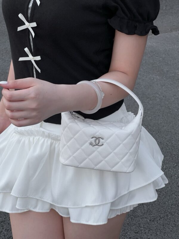 God Factory Chanel Bags Code 10381 25B Size 21.5x19x7.5cm