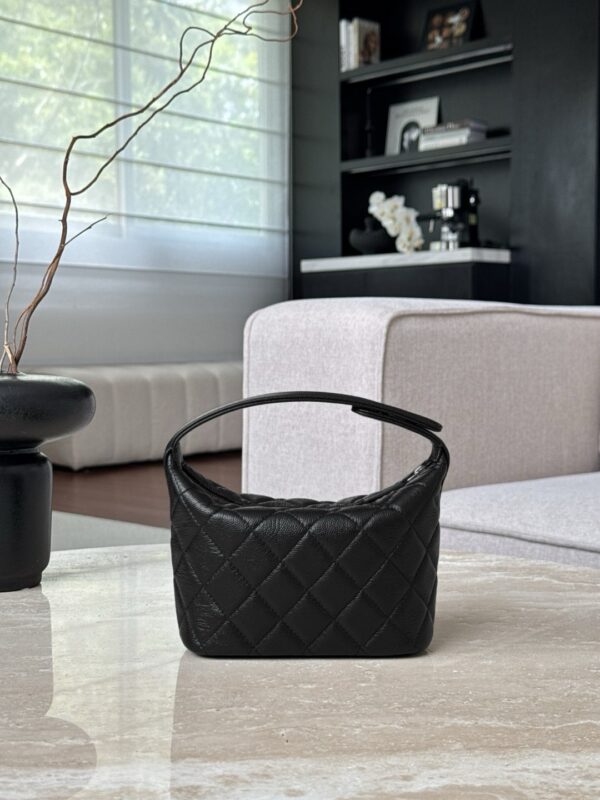 God Factory Chanel Bags Code 10380 25B Size 21.5x19x7.5cm