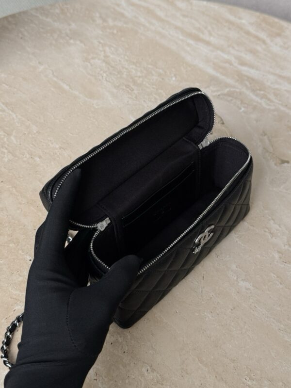 God Factory Chanel Bags Code 10385 25B LP Size 19.5x17x5cm