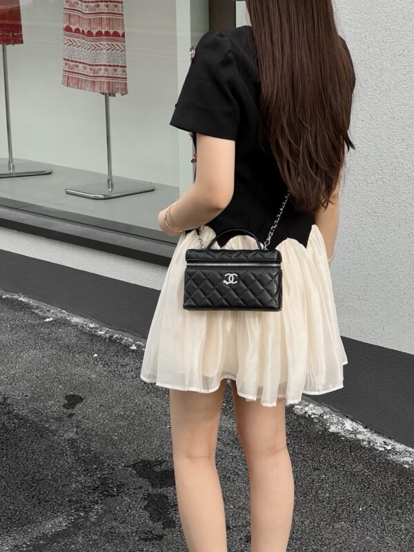 God Factory Chanel Bags Code 10385 25B LP Size 19.5x17x5cm