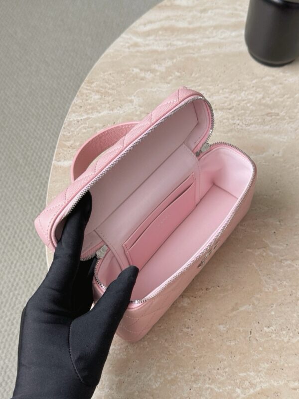 God Factory Chanel Bags Code 10386 25B LP Size 19.5x17x5cm