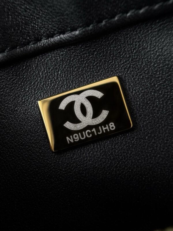 God Factory Chanel Bags Code 10392 25B CF20 Size 14x21x8cm