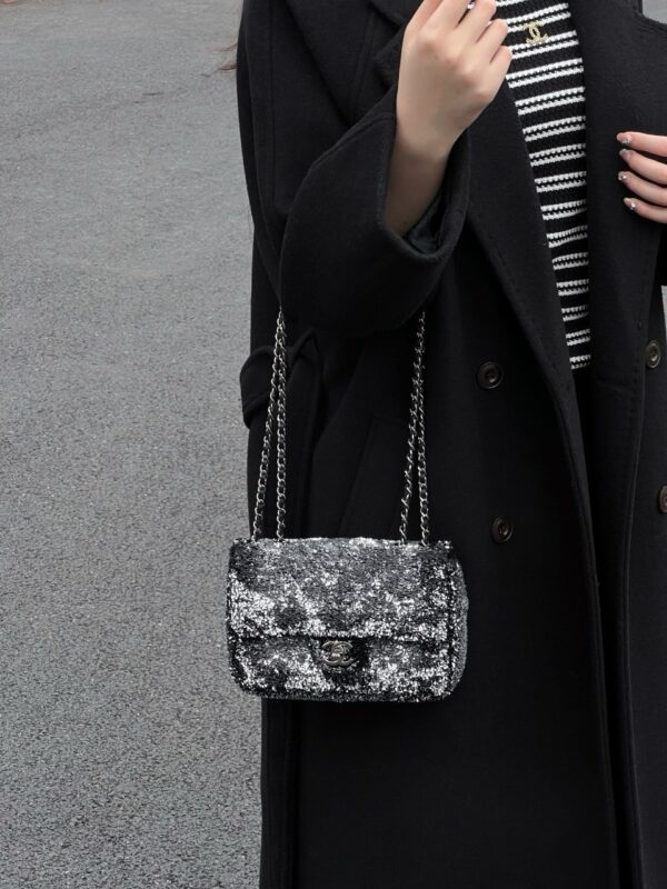 God Factory Chanel Bags Code 10391 25B CF20 Size 14x21x8cm