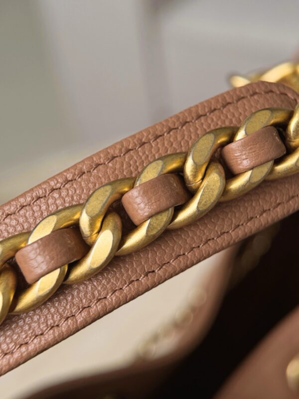 God Factory Chanel Bags Code 10398 25A Hobo Medium Size 30x40x15cm