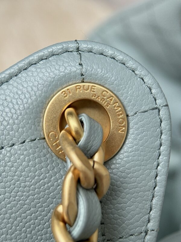 God Factory Chanel Bags Code 10402 25A Hobo Small Size 30x26x14cm