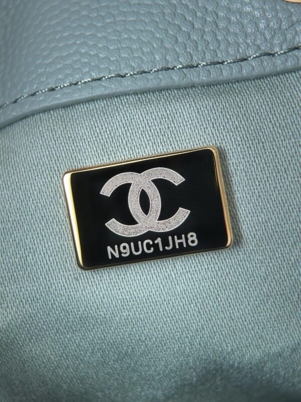 God Factory Chanel Bags Code 10402 25A Hobo Small Size 30x26x14cm