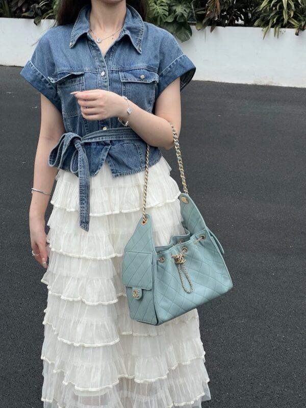 God Factory Chanel Bags Code 10402 25A Hobo Small Size 30x26x14cm