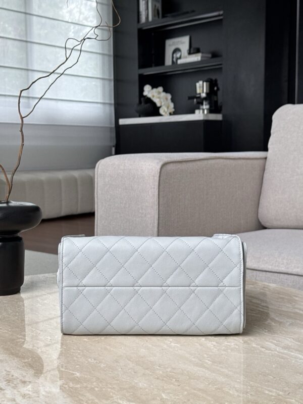 God Factory Chanel Bags Code 10403 25A Hobo Small Size 30x26x14cm