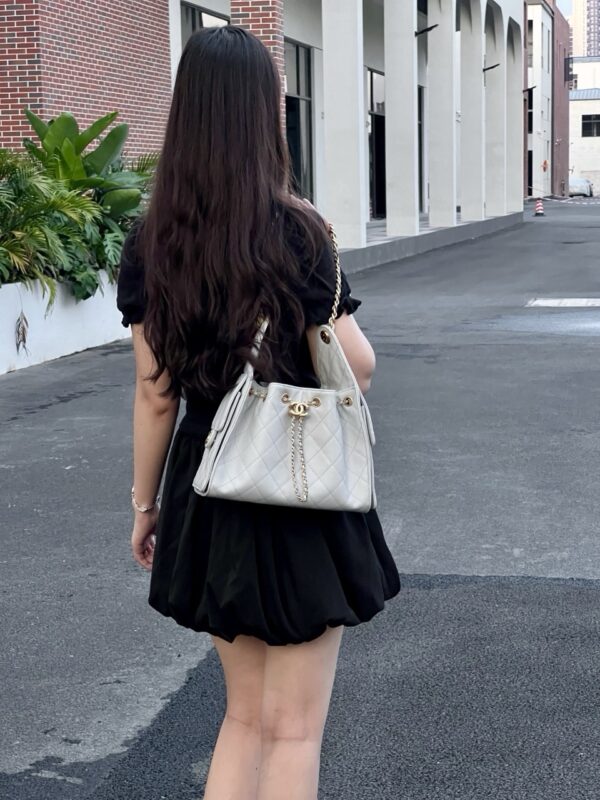 God Factory Chanel Bags Code 10403 25A Hobo Small Size 30x26x14cm