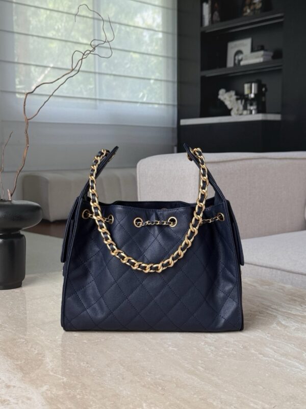 God Factory Chanel Bags Code 10404 25A Hobo Small Size 30x26x14cm