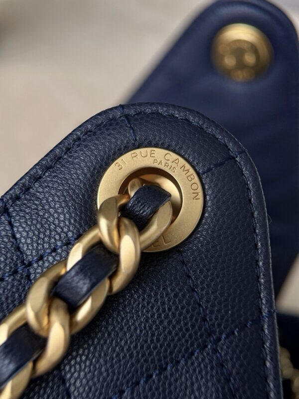 God Factory Chanel Bags Code 10404 25A Hobo Small Size 30x26x14cm