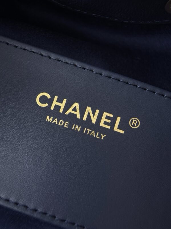 God Factory Chanel Bags Code 10404 25A Hobo Small Size 30x26x14cm