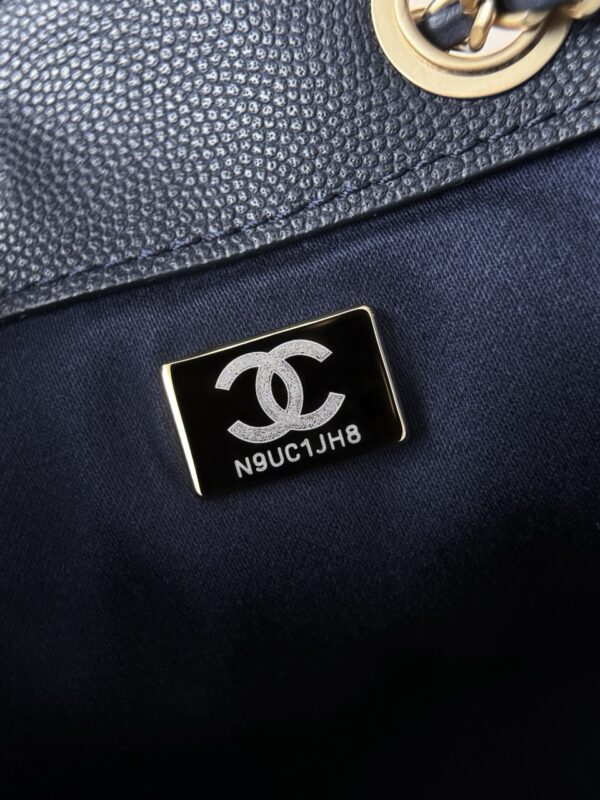 God Factory Chanel Bags Code 10404 25A Hobo Small Size 30x26x14cm