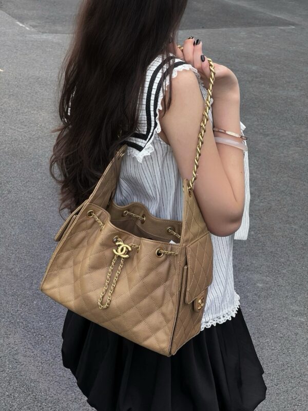 God Factory Chanel Bags Code 10405 25A Hobo Small Size 30x26x14cm