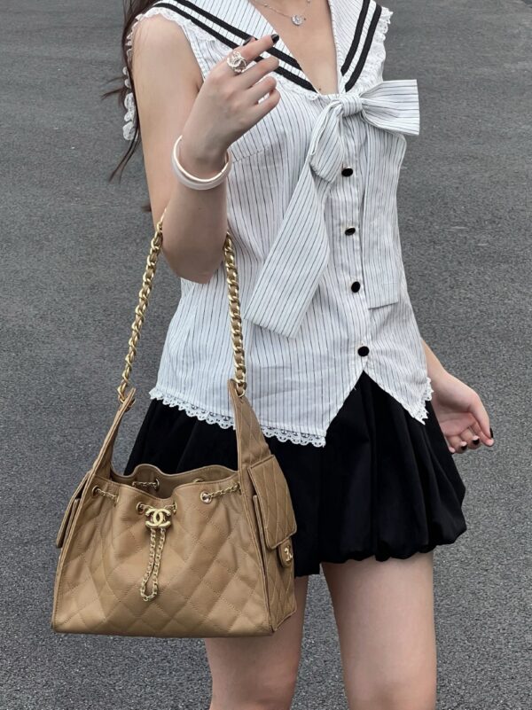 God Factory Chanel Bags Code 10405 25A Hobo Small Size 30x26x14cm