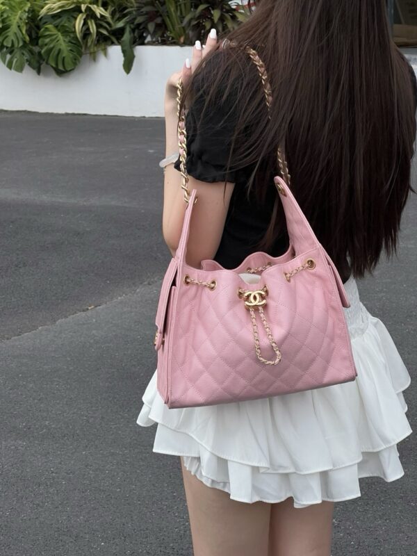 God Factory Chanel Bags Code 10406 25A Hobo Small Size 30x26x14cm