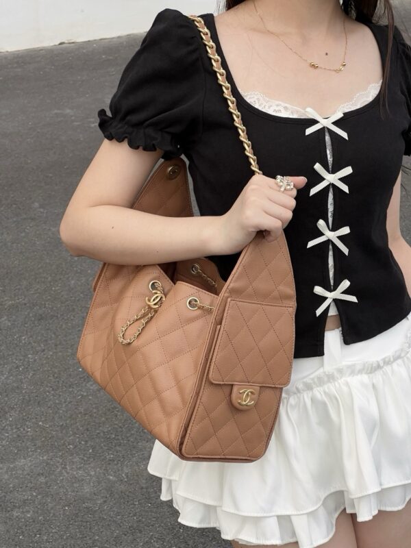 God Factory Chanel Bags Code 10407 25A Hobo Small Size 30x26x14cm