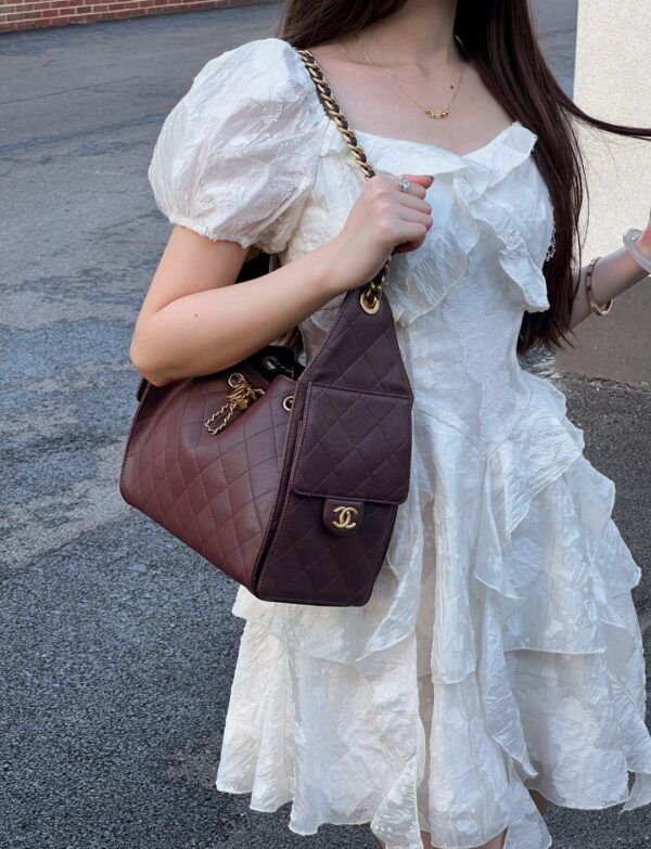 God Factory Chanel Bags Code 10408 25A Hobo Small Size 30x26x14cm