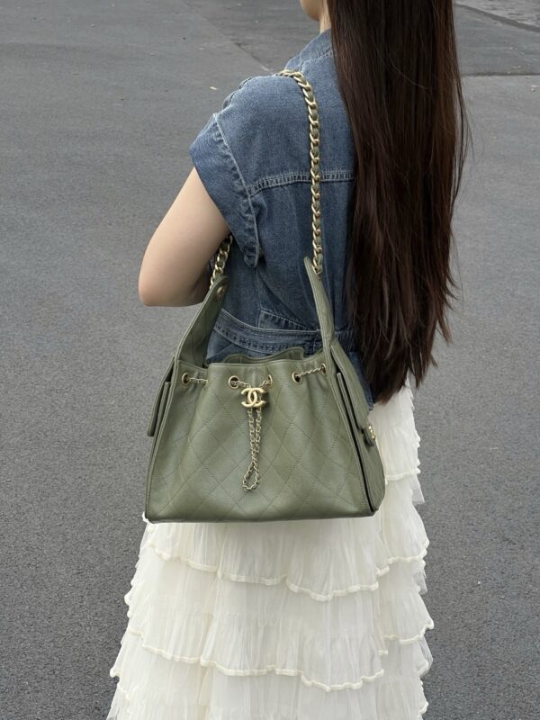 God Factory Chanel Bags Code 10409 25A Hobo Small Size 30x26x14cm