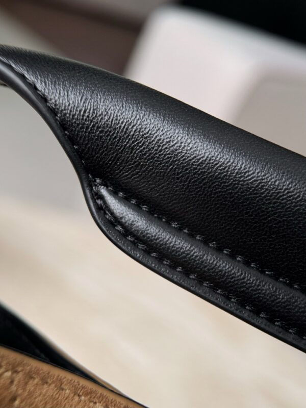 God Factory Chanel Bags Code 10413 25A Hobo Size 33x29x11cm