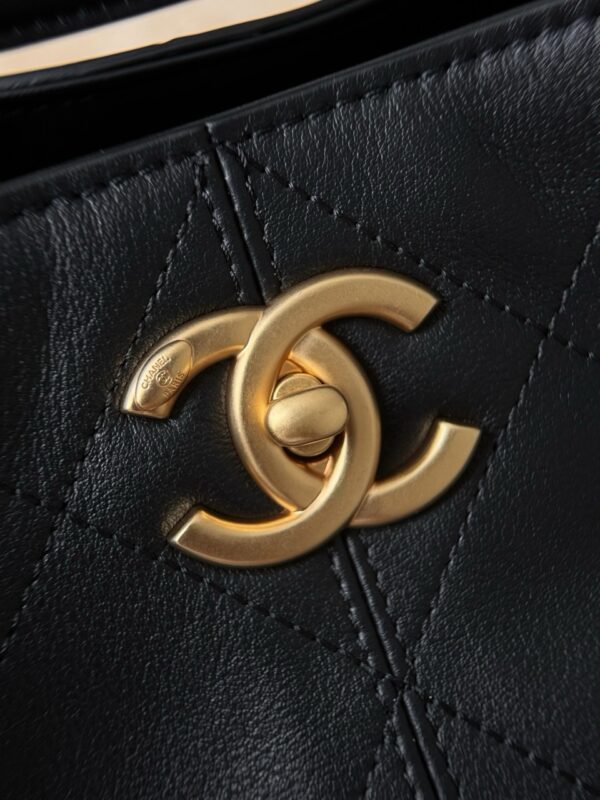 God Factory Chanel Bags Code 10414 25A Full Leather Hobo Small Size 24x36x14cm