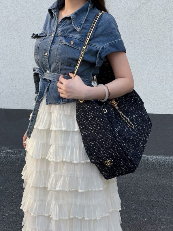 God Factory Chanel Bags Code 10415 25A Hobo Blue Medium Size 30x40x15cm