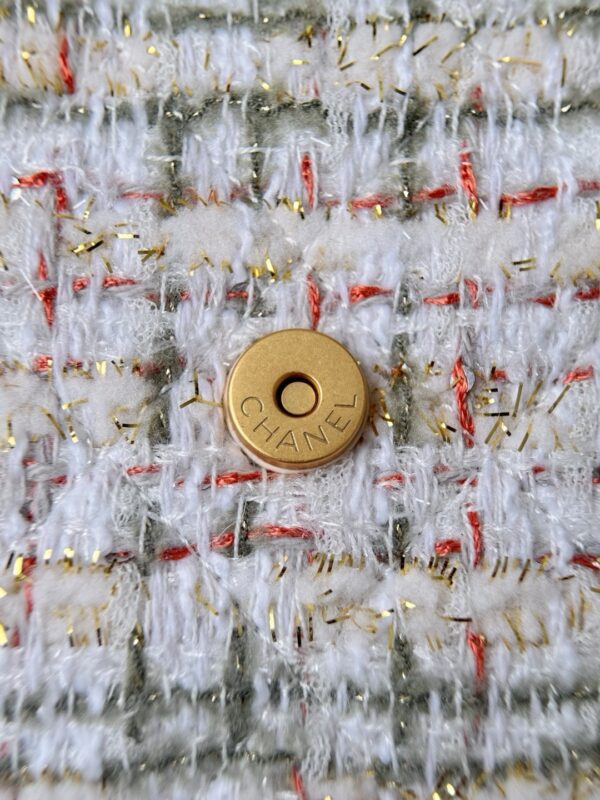 God Factory Chanel Bags Code 10418 25A Hobo White Small Size 26x30x14cm