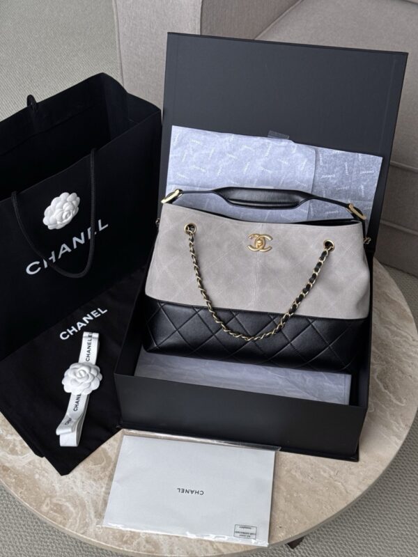 God Factory Chanel Bags Code 10419 25A Hobo Small Size 24x36x14cm