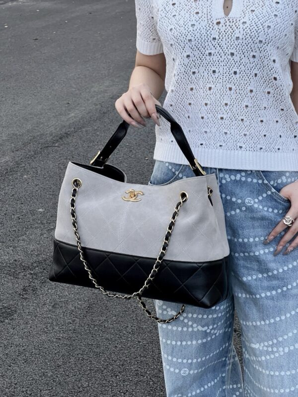 God Factory Chanel Bags Code 10419 25A Hobo Small Size 24x36x14cm