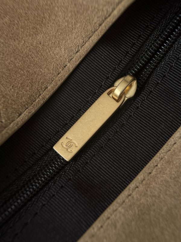 God Factory Chanel Bags Code 10421 25A Messenger Size 18x29x8cm