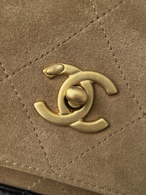 God Factory Chanel Bags Code 10421 25A Messenger Size 18x29x8cm