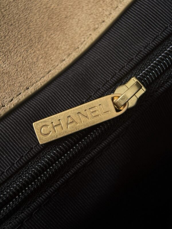 God Factory Chanel Bags Code 10421 25A Messenger Size 18x29x8cm