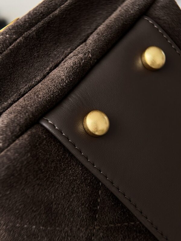 God Factory Chanel Bags Code 10438 25K Size 15.5x24x11.5cm